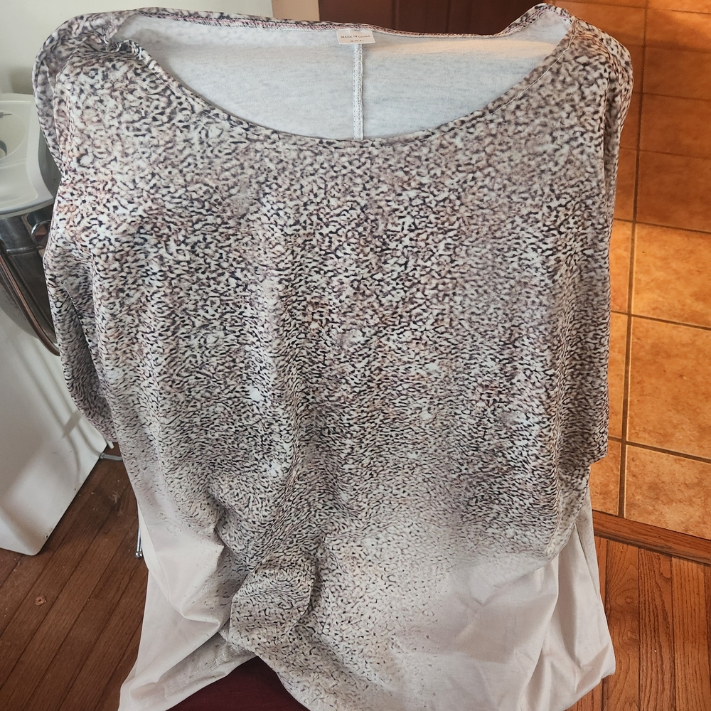 Chic Leopard Print Blouse